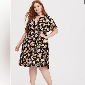 Torrid Floral Faux Wrap Short Sleeve Challis Midi Dress Black Yellow Size 2 2X